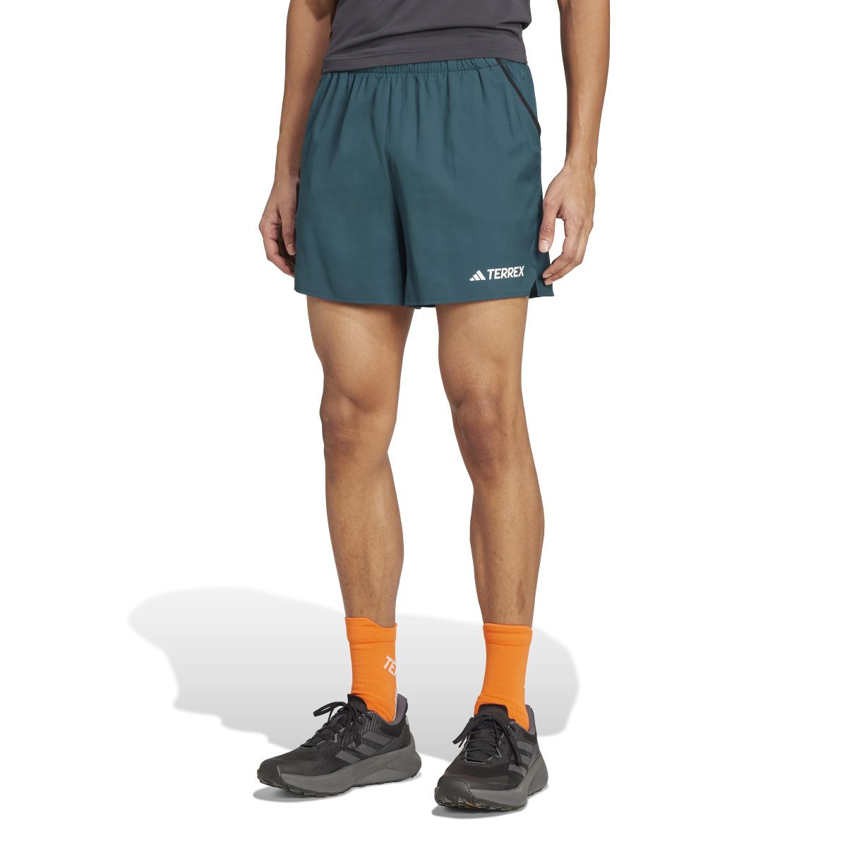 product/2/0/2025_adidas_jl6189_2_apparel_on_model_standard_view_white.jpg