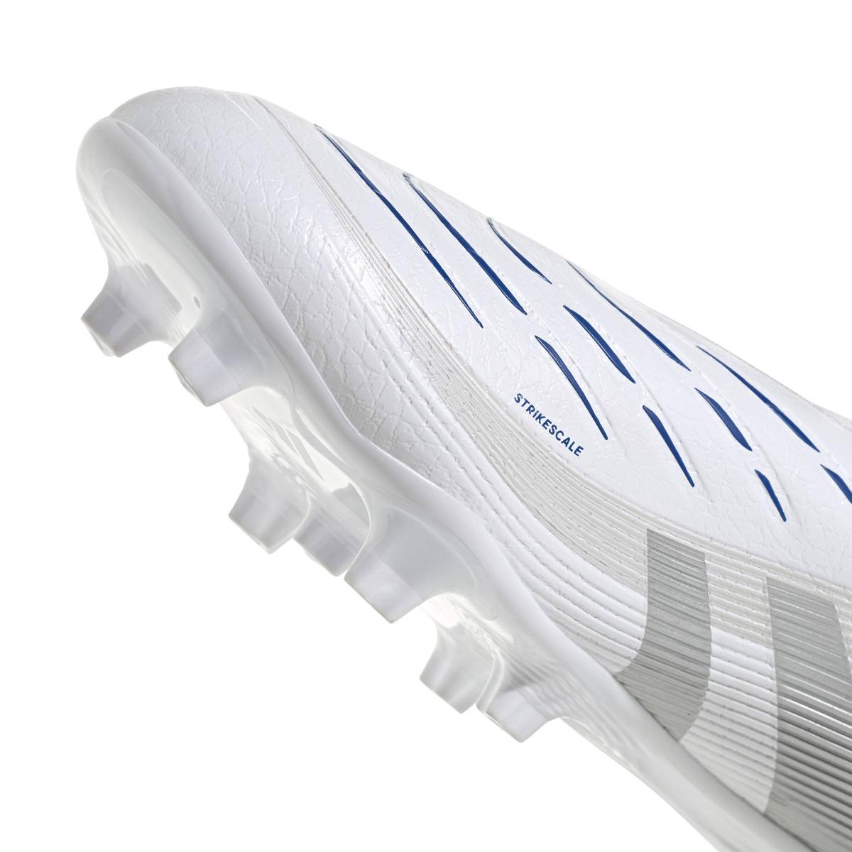 product/a/d/adidas_id3860_7_footwear_photography_detail_view_1_white-nw091625.jpg