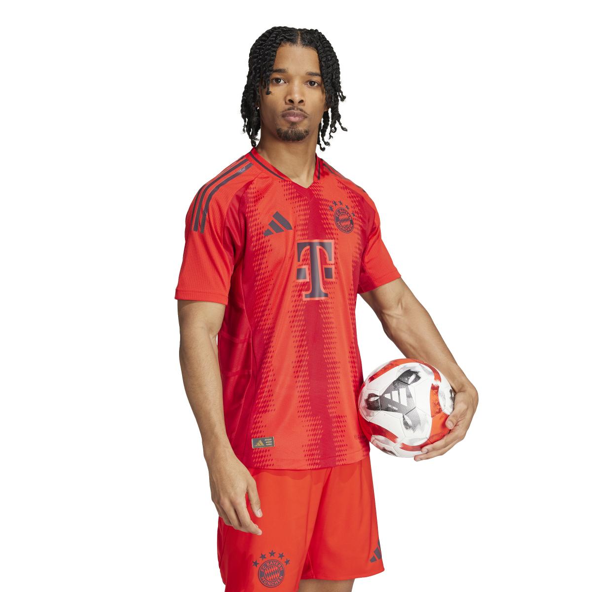 product/a/d/adidas_je9269_7_apparel_on_model_walking_view_white.jpg