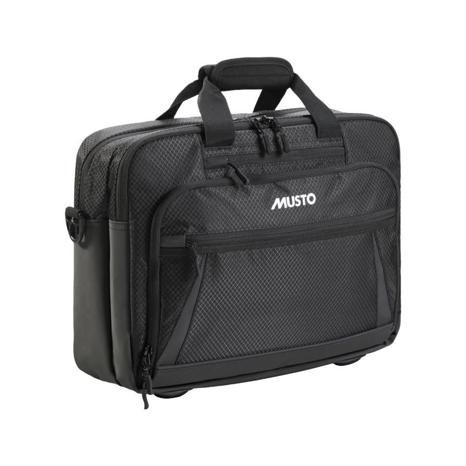 product/m/u/musto-88249-990-black-1.jpg