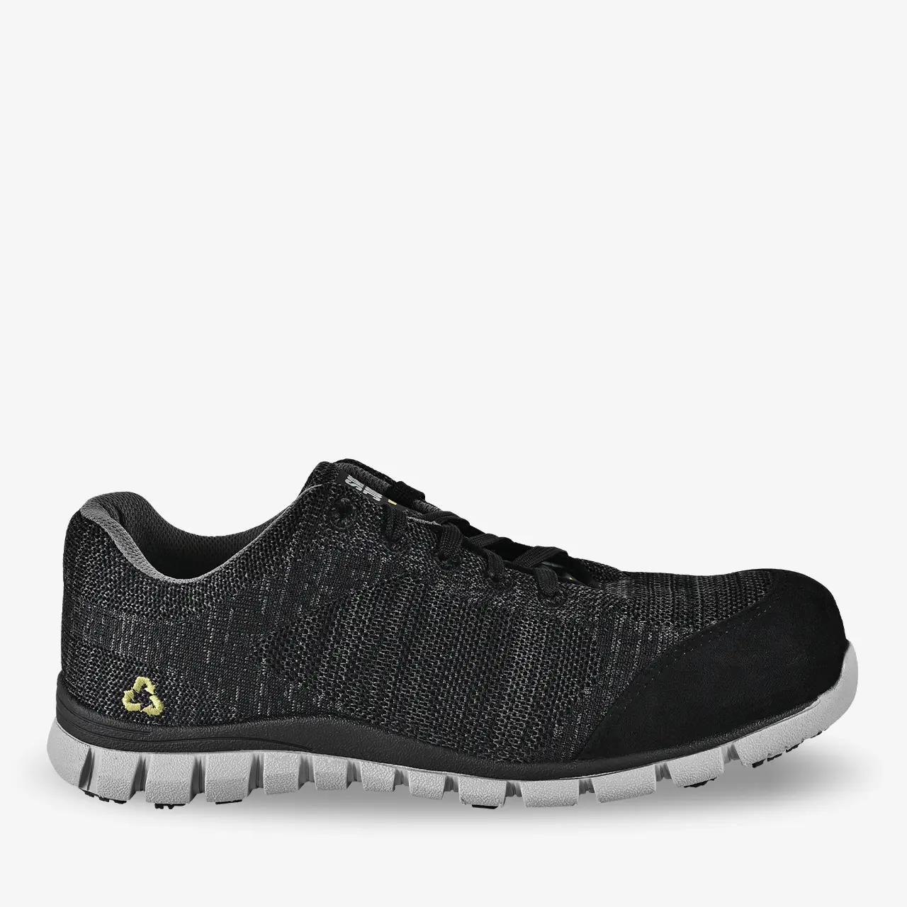 product/s/a/safety-jogger-industrial_010717-blk_black_1.jpg