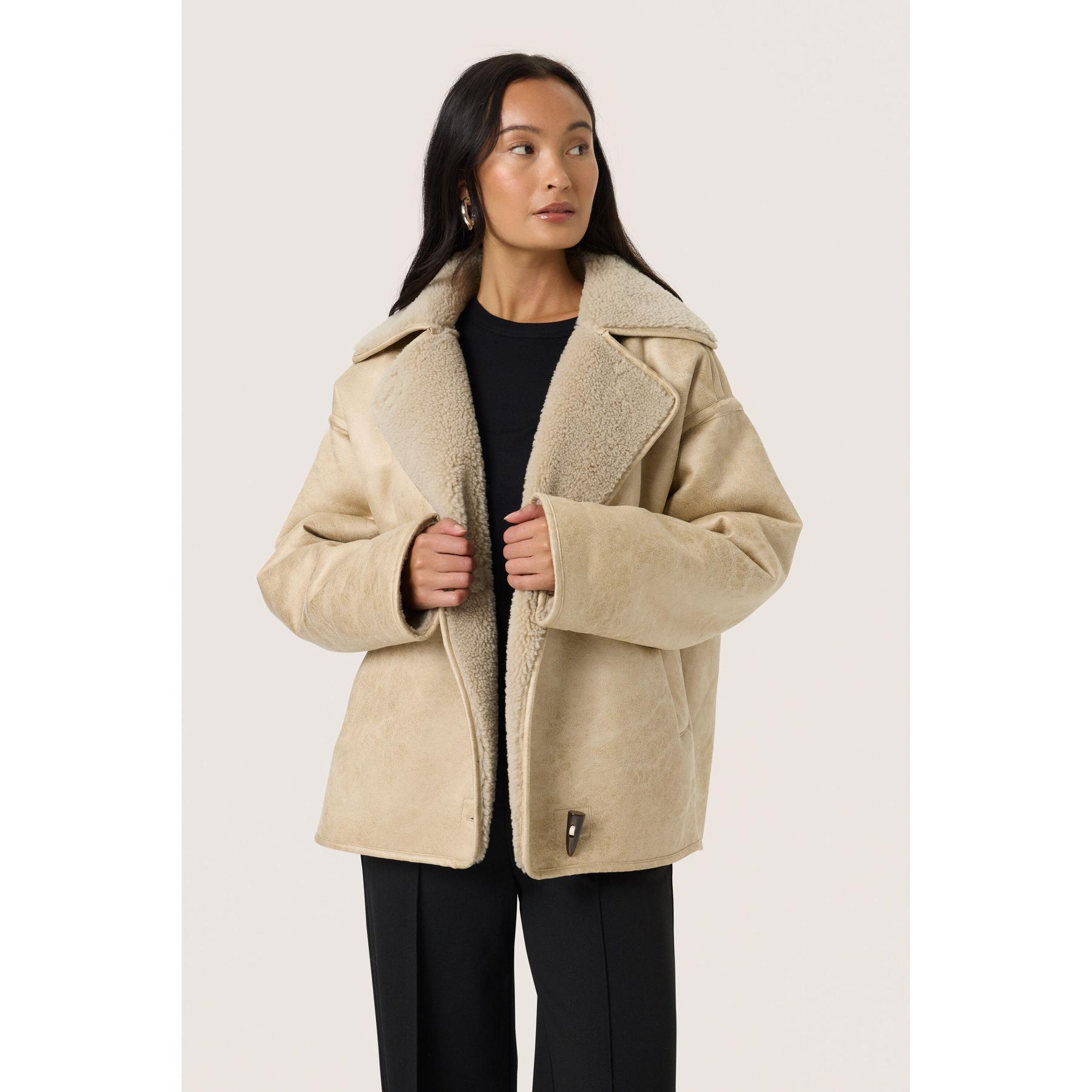 product/s/o/soaked-in-luxury_30408254-130404_8.jpg