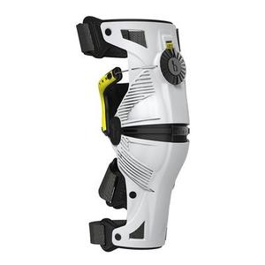 101010-knee-pads-mobius-x8-white-yellow