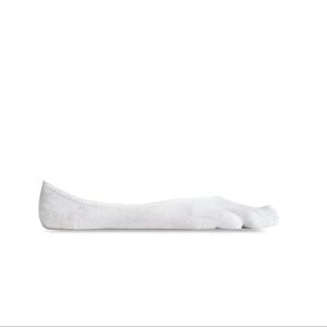 38vs15g01-toe-socks-vibram-5-fingers-ghost-white