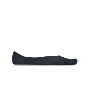 38vs15g02-toe-socks-vibram-5-fingers-ghost-black