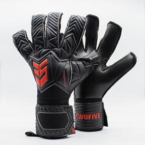84365998030-goalkeeper-gloves-twofive-varsovia-12-advance-black-red