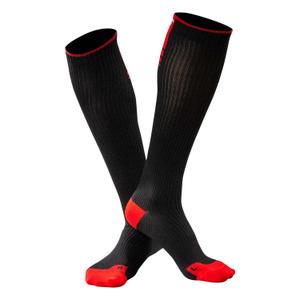 uscp02-noir-rouge-socks-under-shield-push-black-red